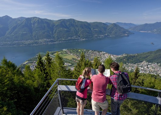 Hiking in Lenzerheide Hiking in Lenzerheide